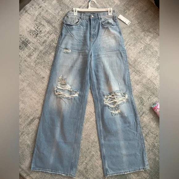 Urban Outfitters Blue Flare Wide Leg Jeans - Picture 3 of 9